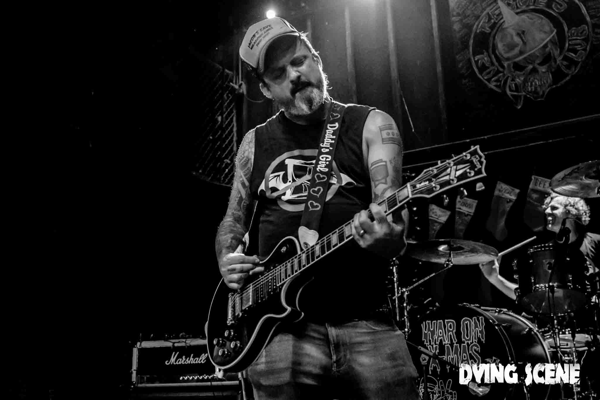 Ds Show Review And Gallery 8th Annual War On X Mas The Falcon The Dopamines Tightwire And