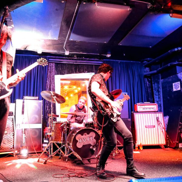 M.U.T.T. live at Bottom of the Hill